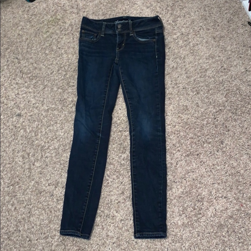 dark blue jeans